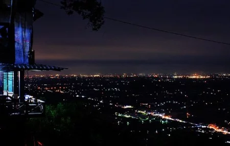 Tempat Wisata di Jogja - Bukit Bintang