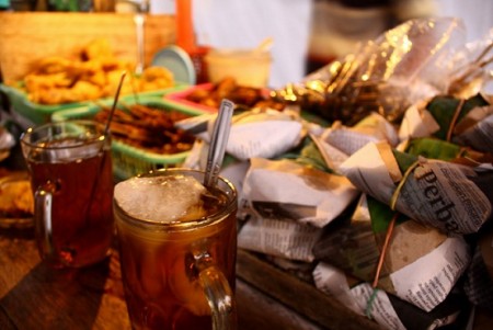 Angkringan Wisata Kuliner Yogyakarta