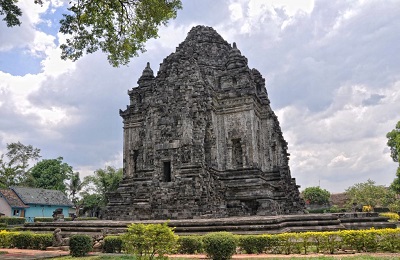 Candi Kalasan, Wisata Jogja Yang Penuh Kisah Kedamaian Keren