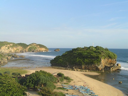 Pantai Drini Gunung Kidul, Glmournya Keindahan Pantai