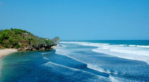 Menilik Daya Pikat pantai Perawan Pantai Watu Kodok