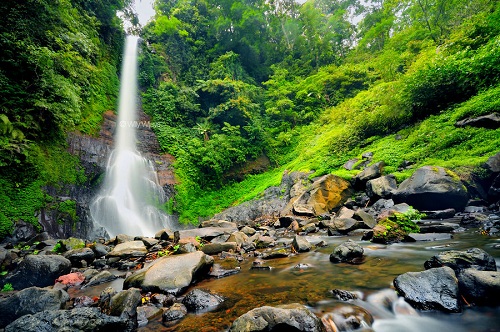 Lokasi Wisata Bali Air terjun Populer