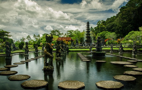 Taman Air Tirta Gangga Karangasem Sebagai Saksi Kejayaan