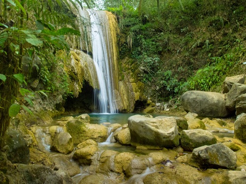 Wisata di Jogja Selain Pantai Curug Watu Sewu Di Kedalaman Hutan Giriloyo