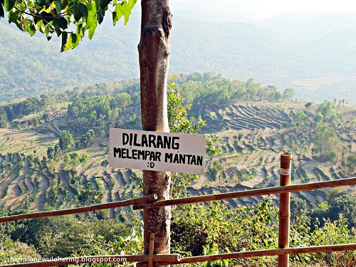 Puncak Becici, Gardu Pandang Jogja Dari Puncak Ketinggian Bantul