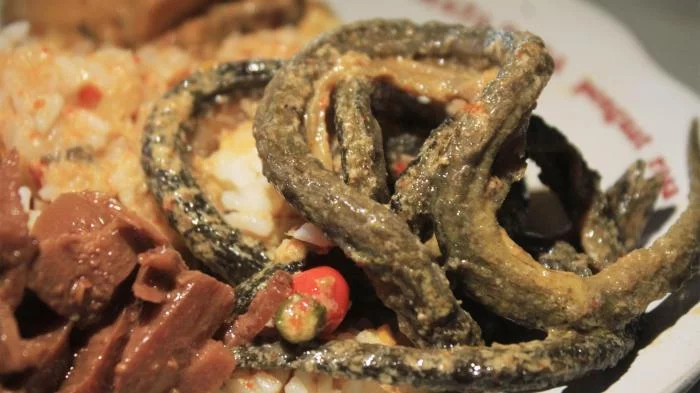 Nyobain Renyahnya Kuliner Jogja, Mangut Belut Warung PWS