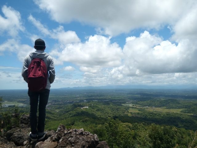 Lokasi Watu Goyang di Imogiri Yang Lagi Hits Wisata Jogja Terbaru