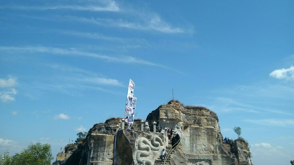 Tebing Breksi: Tempat Wisata Hits Terbaru di Jogja Yang Wajib Anda Kunjungi