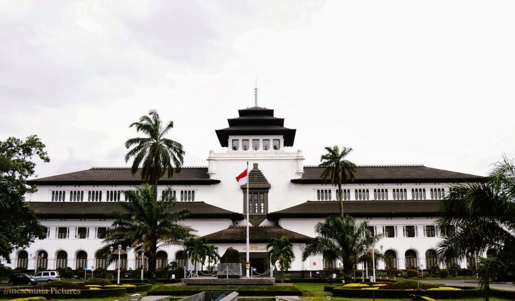 5 Tempat Wisata Sejarah Kota Bandung Yang Wajib Sobat Kunjungi