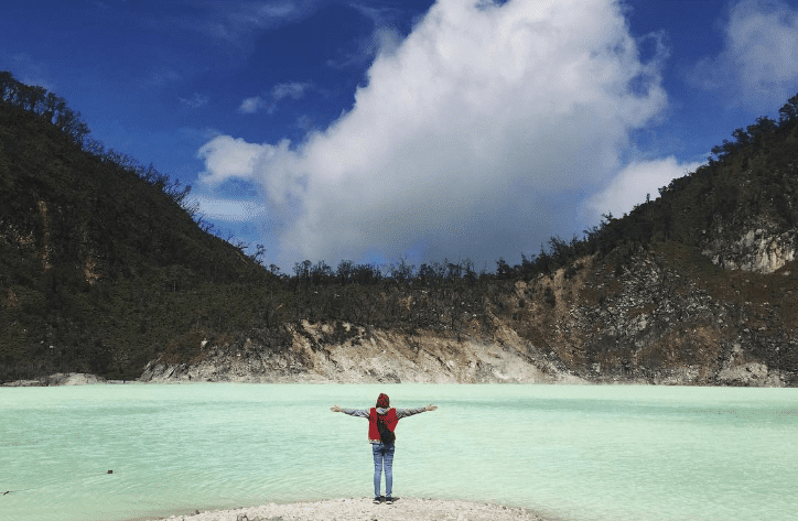 Kawah Putih Bandung Adalah Tempat Terindah di Jawa Barat Sampai