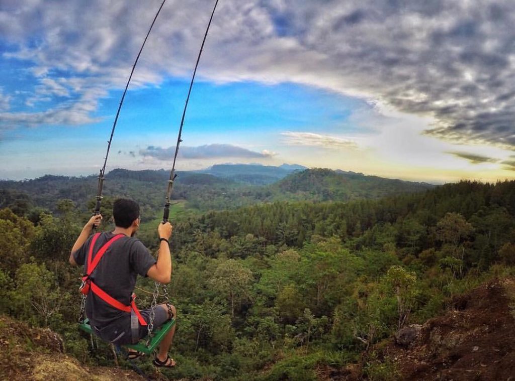 Ayunan Langit Watu Jaran: Anda Berani Ketinggian? Wajib di Coba