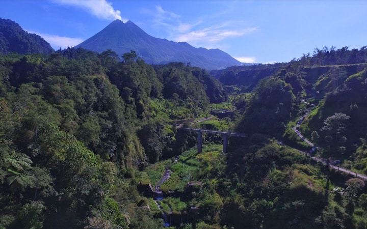 Bukit Kali Kuning: Menikmati Sejuknya Udara Pagi di Kaki Gunung Merapi