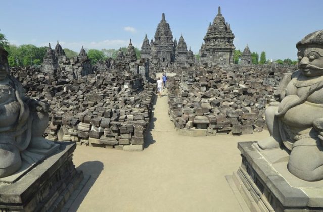 Candi Sewu Prambanan Dari Legenda Roro Jonggrang, Demi