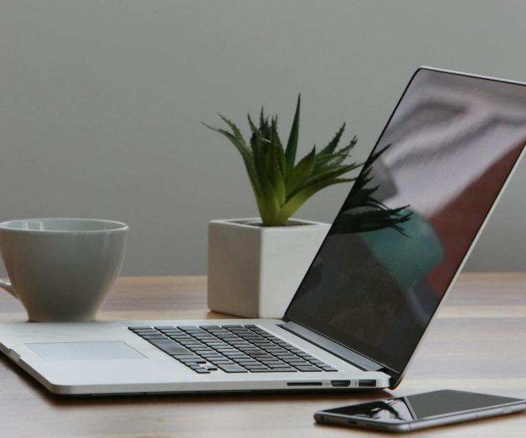 Tempat Sewa Laptop di Jogja | BukaLaptop, Terpercaya & Berkualitas